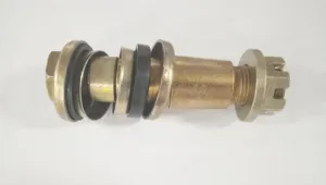 Палец ГЦ рулевого управления (L=133мм, М20*1,5-М24*2, под ШС-25) МТЗ-82/1221/1523