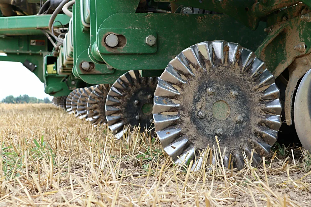 Боронование: какая техника используется