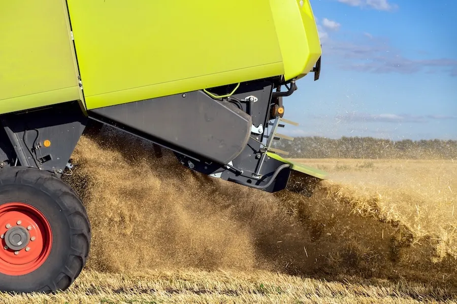 сельскохозяйственный комбайн