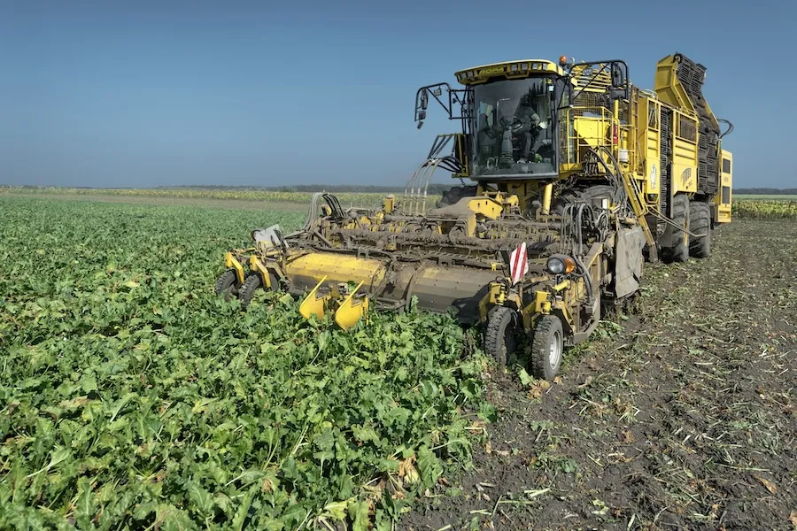 сельскохозяйственный комбайн