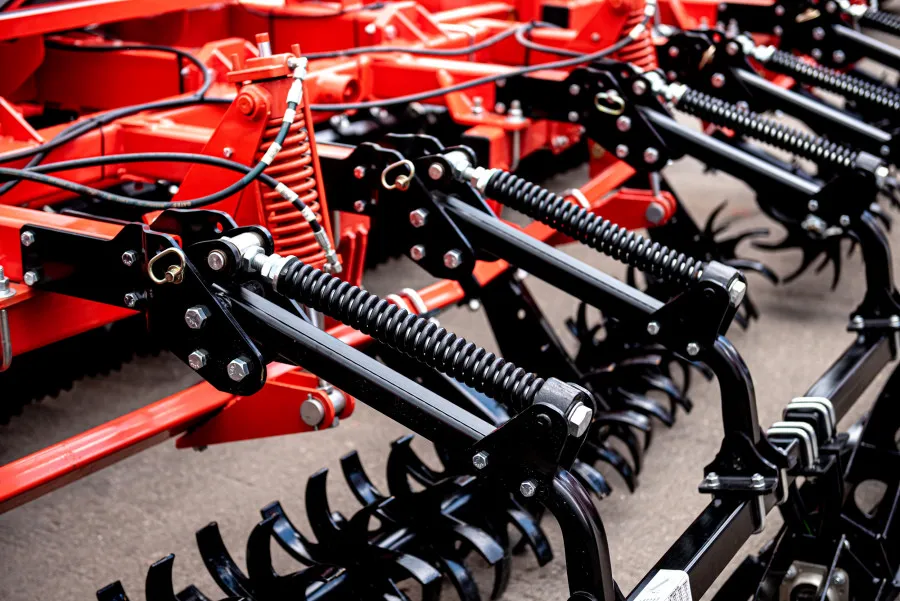 Что такое жатка комбайна: основные компоненты