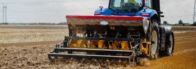 Виды удобрений: какие бывают, чем различаются и как их выбрать: Натуральная подкормка или химия