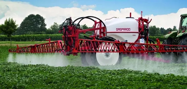 Виды удобрений: какие бывают, чем различаются и как их выбрать: Влияние на почву и растения